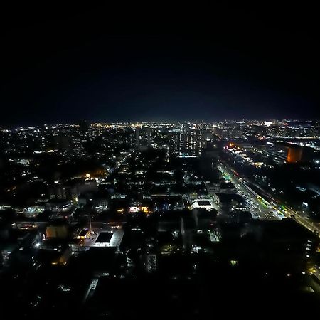 Coast Stay By J 40Th Floor Penthouse Manila Exterior foto