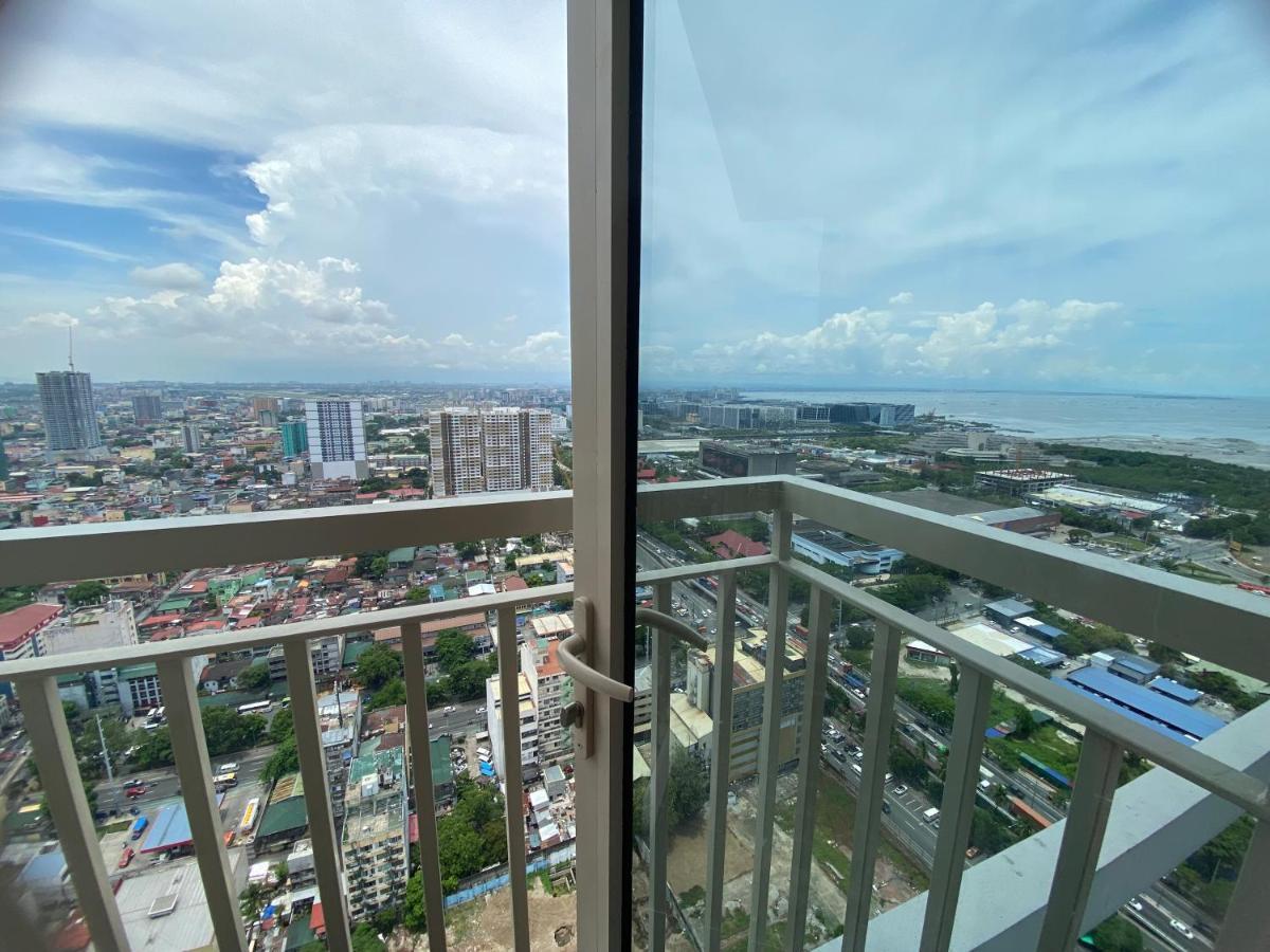 Coast Stay By J 40Th Floor Penthouse Manila Exterior foto